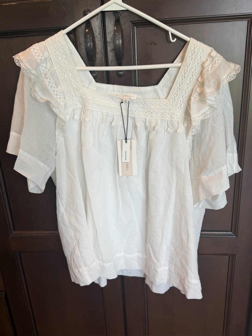 A loves A white top size L NWT